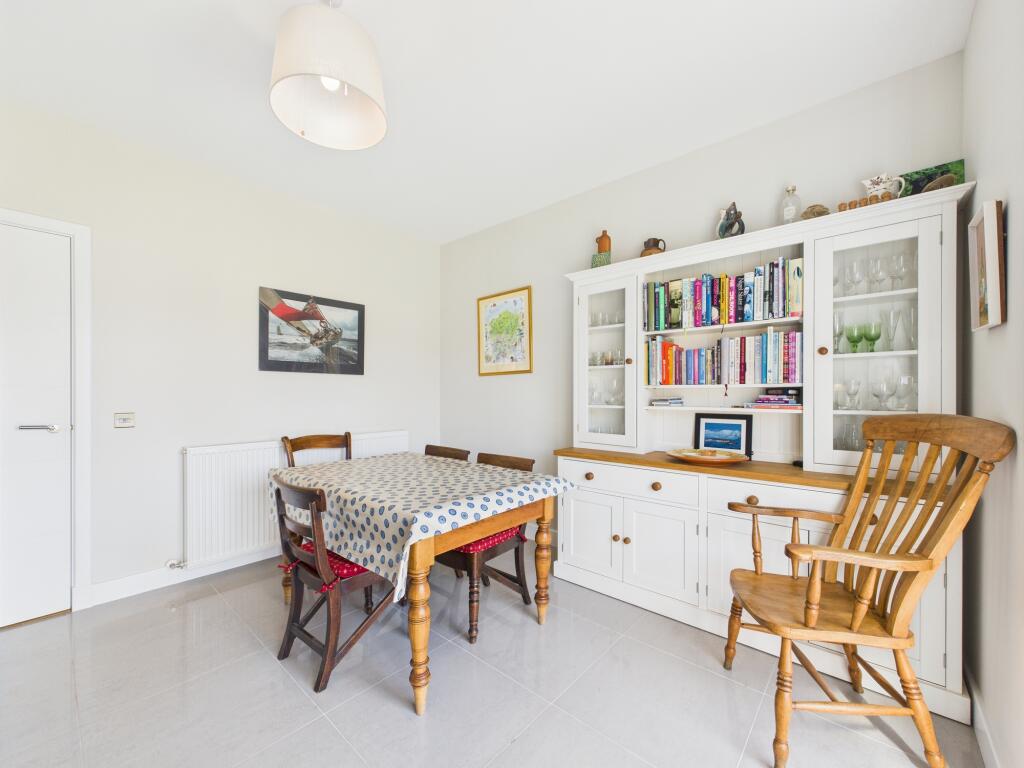 CAM03481G0-PR0111-STILL013