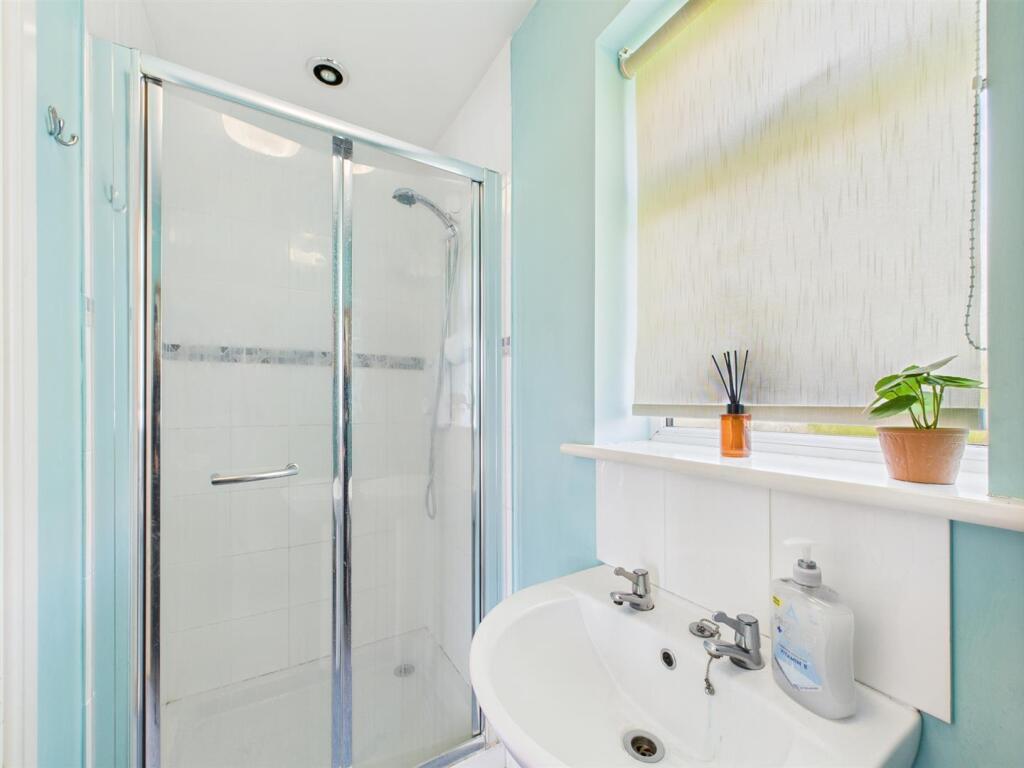 Annex Shower room