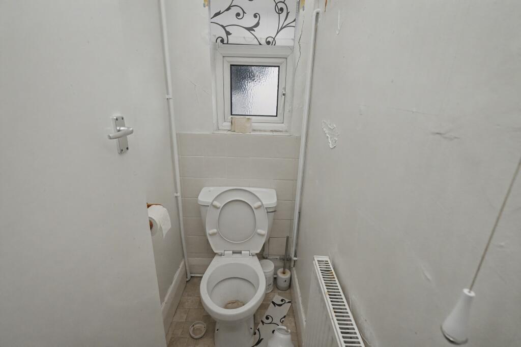 11 Church Crescent, London N20 0JR