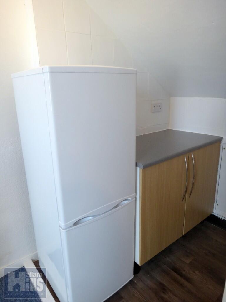 Room 3 Kitchenette