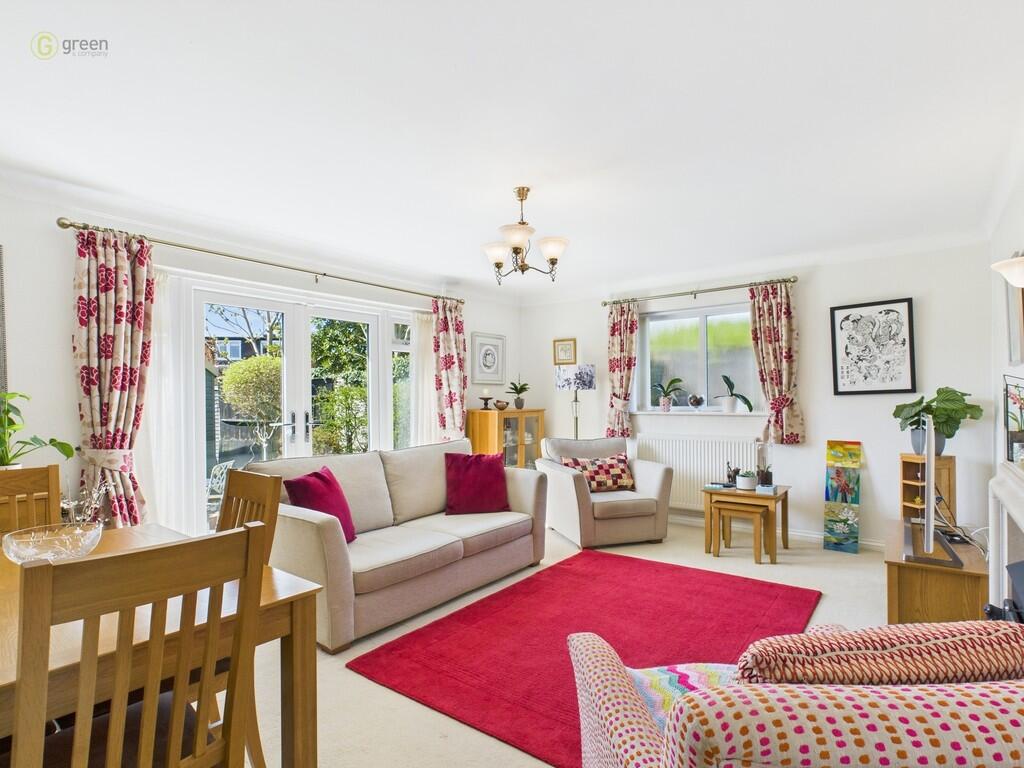 CAM03830G0-PR0131...