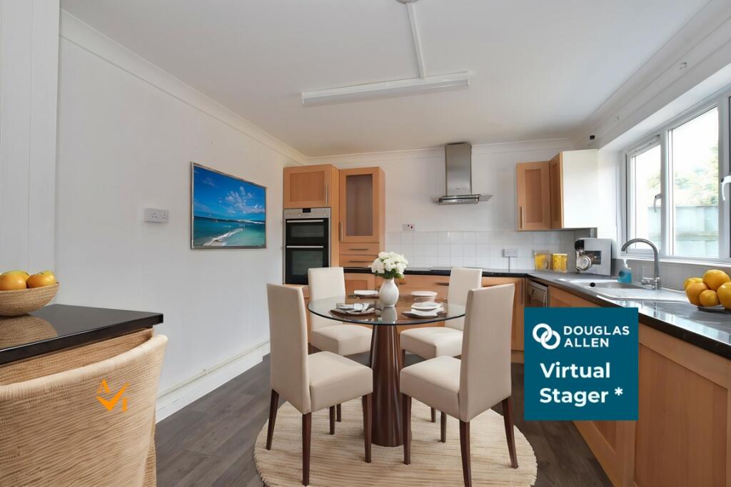 Kitchen/Dining Room (Contemporary Style)