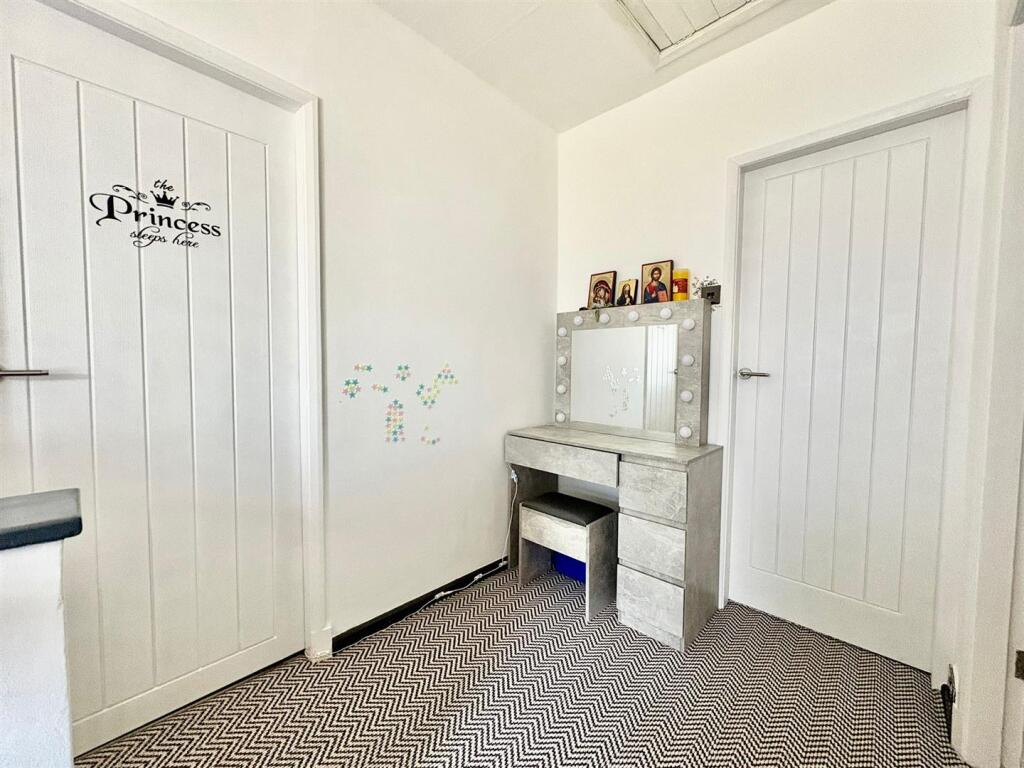 PHOTO-2025-06-20-15-41-17 2.jpg