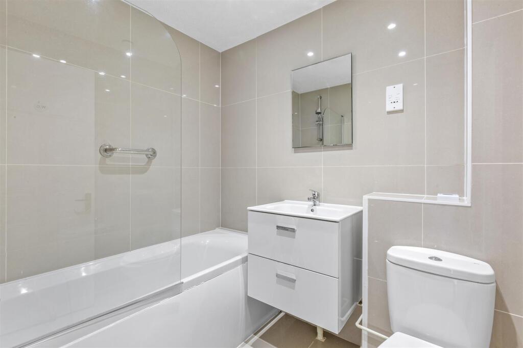 5 Alexandra Park Queen Alexandra Road, HP11 2HJ-4.