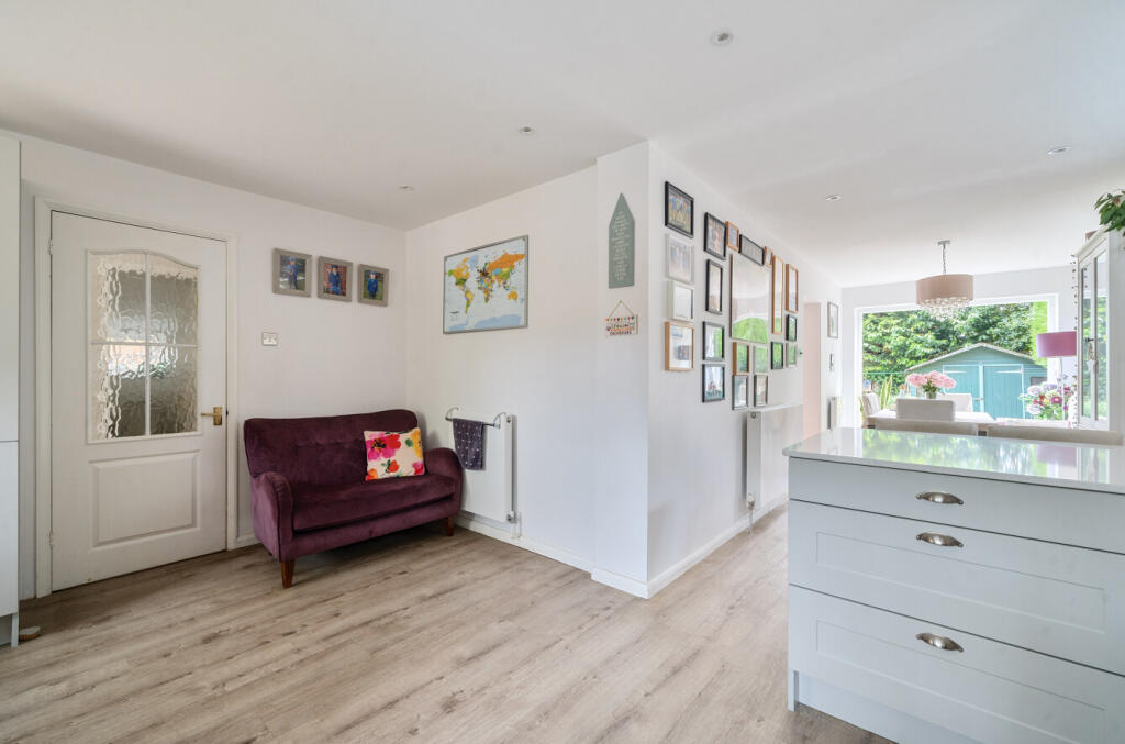 1305384-9-684736c...