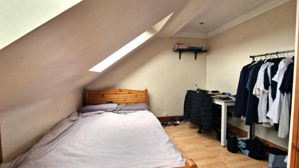LOFT FRONT BEDROOM