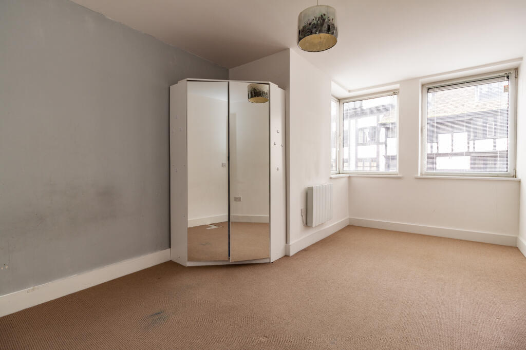 romrps-REA151118-6-T