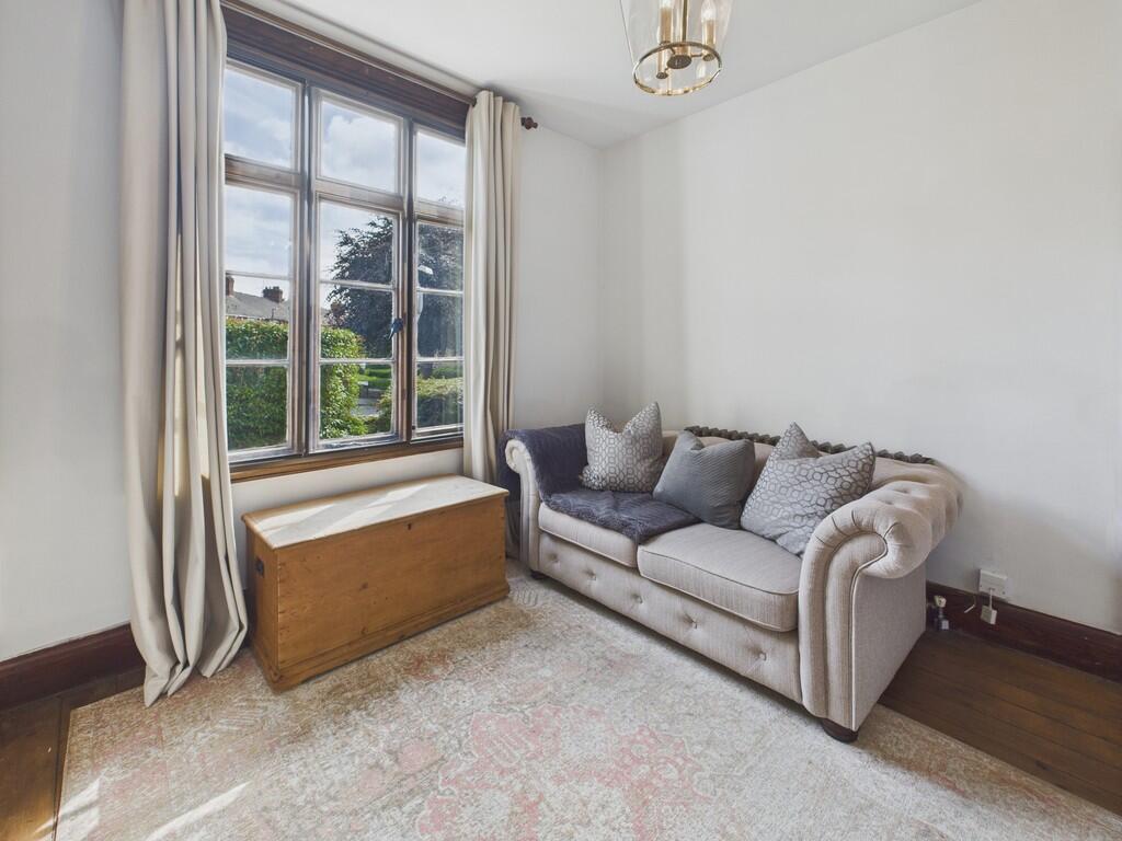 CAM04273G0-PR0157...