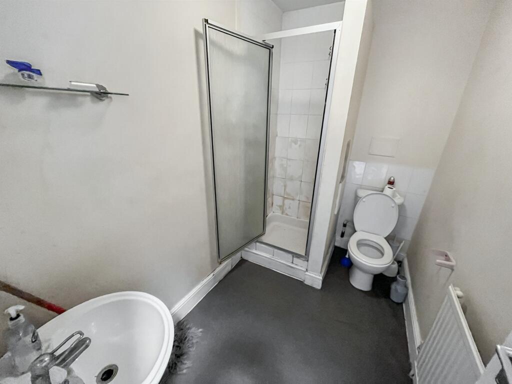 98 Ritherdon Road, Tooting, London SW17 8QQ