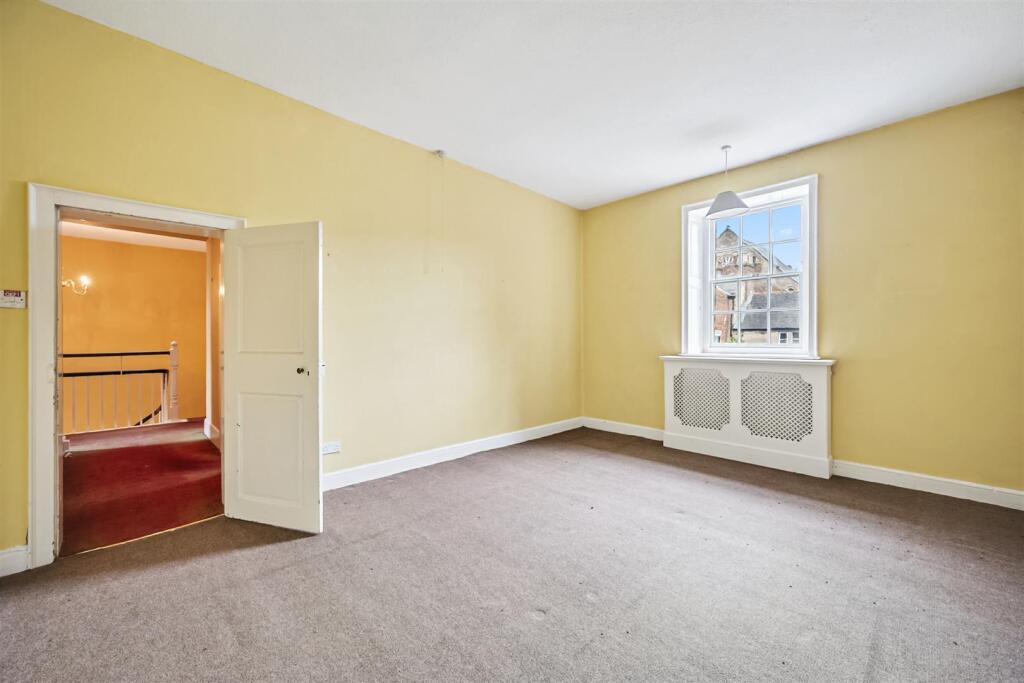 Bedroom One to landing.jpg
