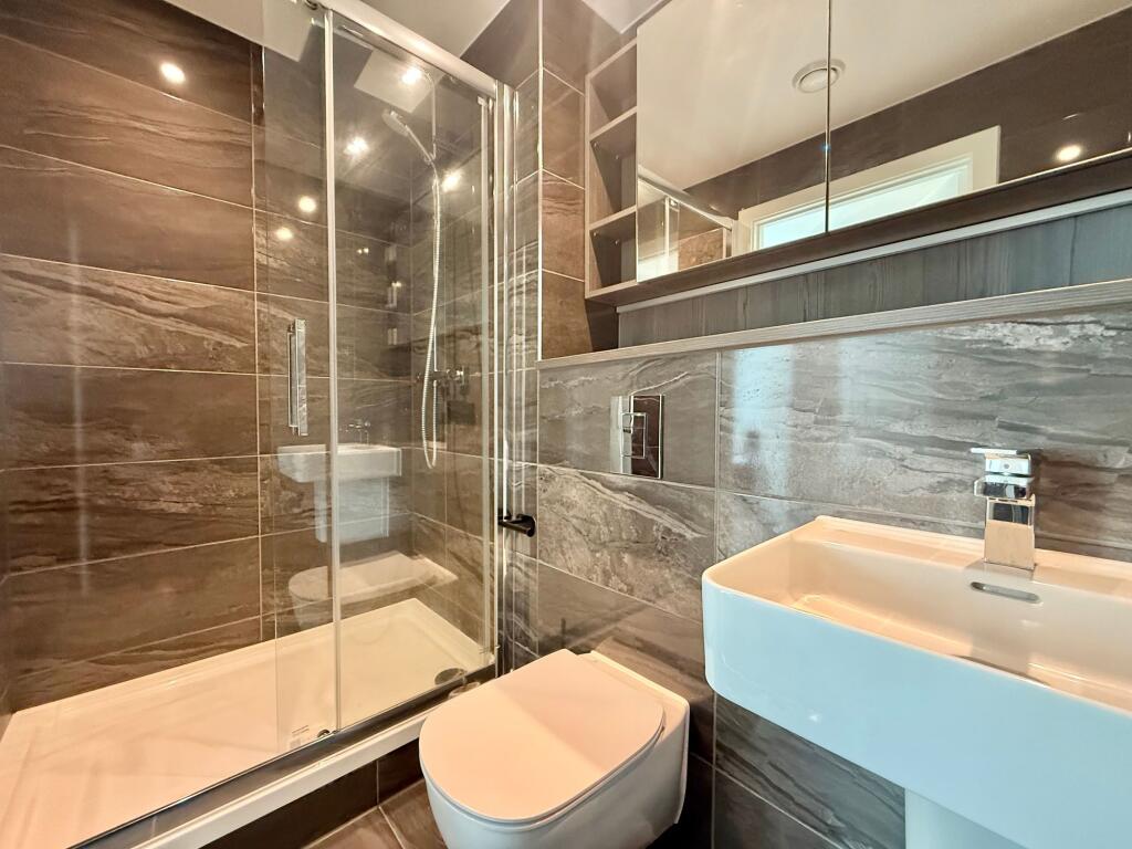 Ensuite Bathroom