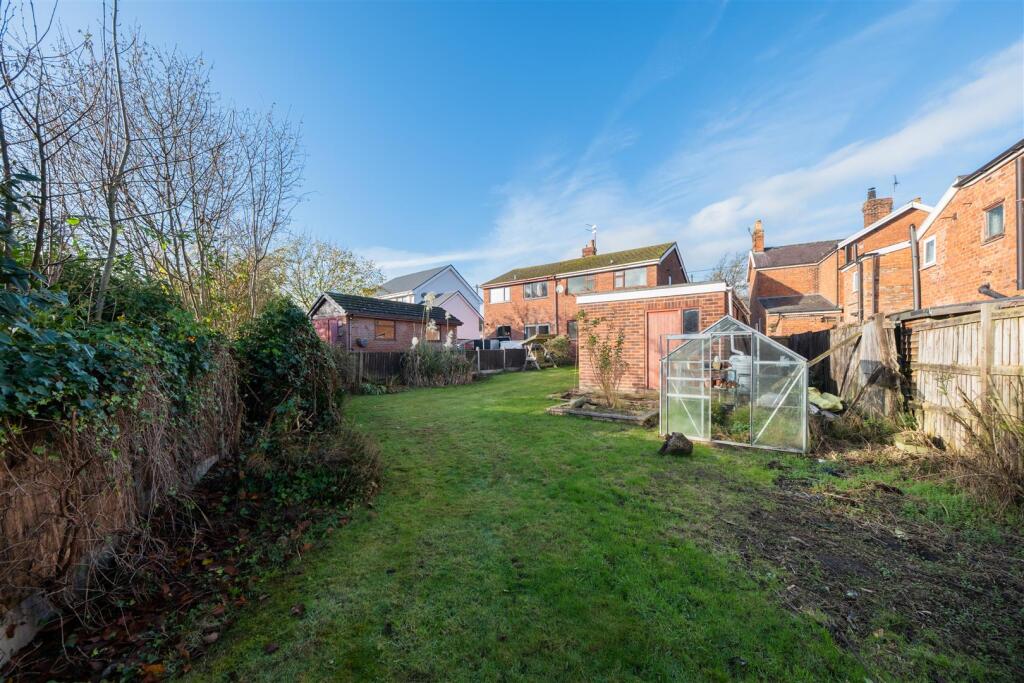 12b Eaton Road-025.jpg