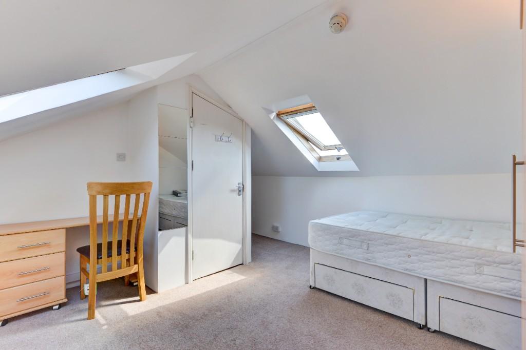 Bedroom 10
