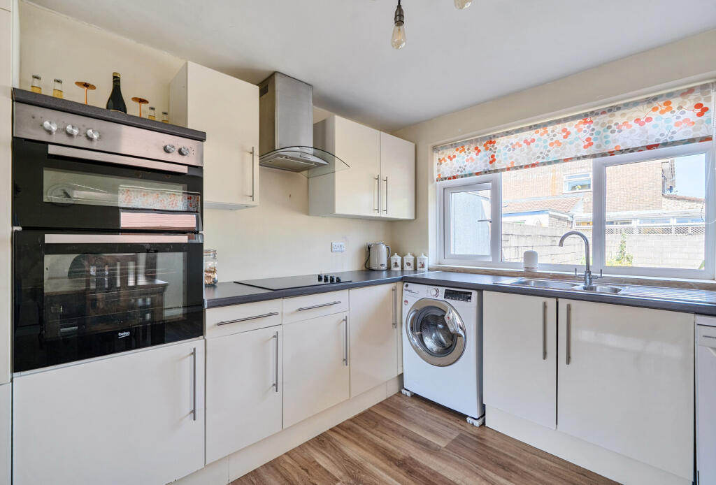 1319836-9-6867ee9...