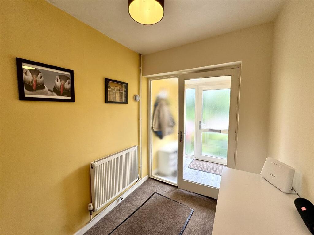ENTRANCE HALL