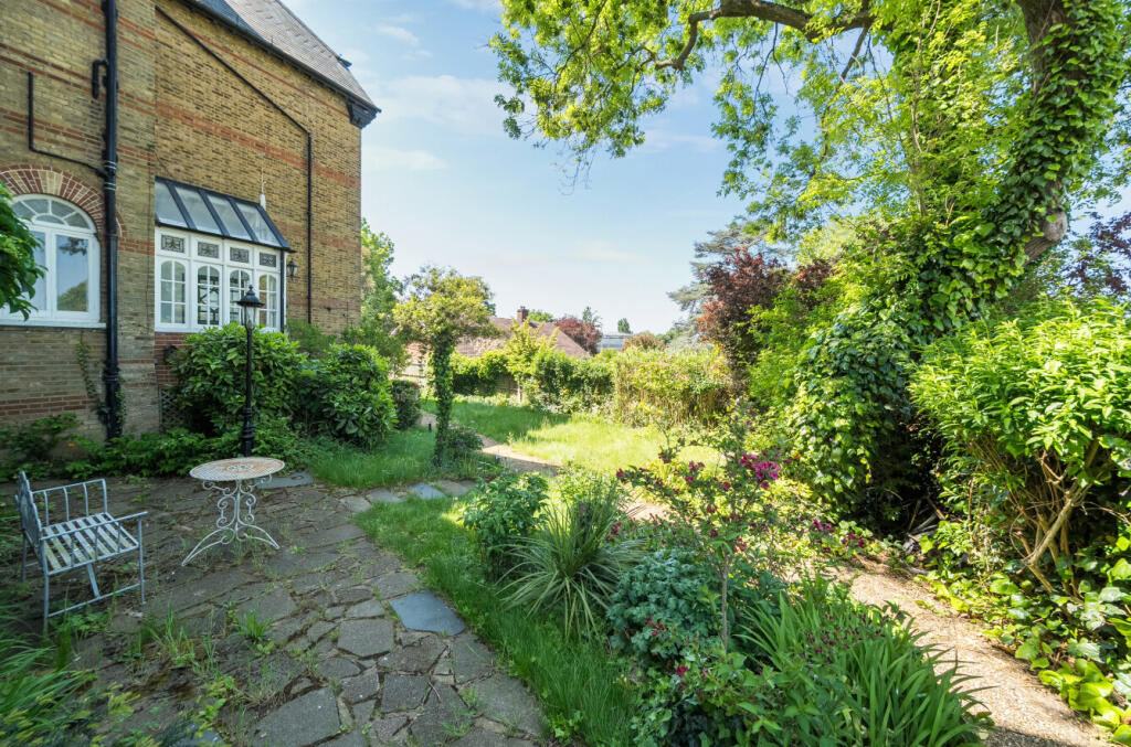 45-68233bf419ceb-...