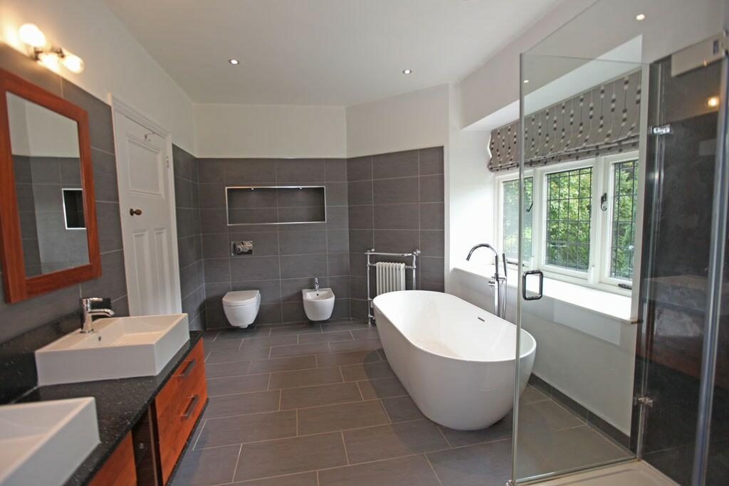 Main bathroom