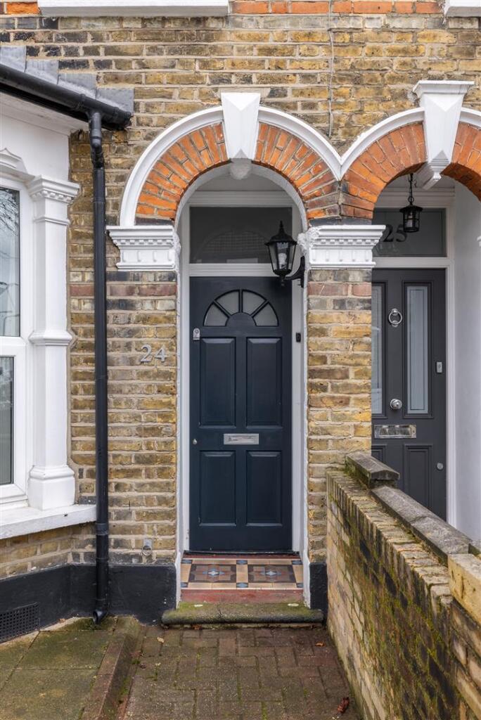 Chichester Road E11