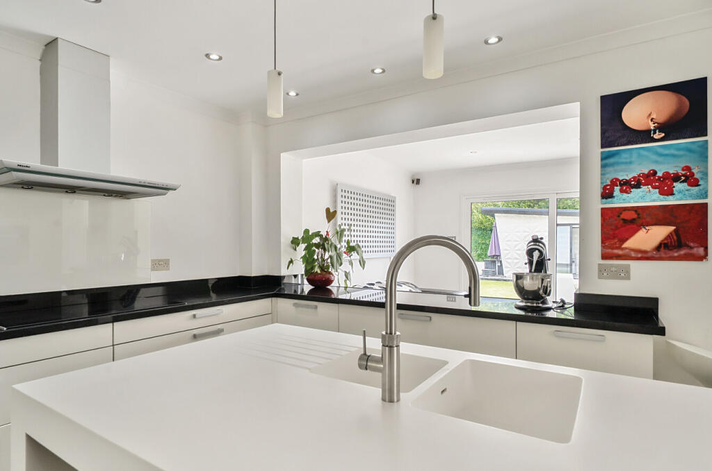 1326956-8-6876389...