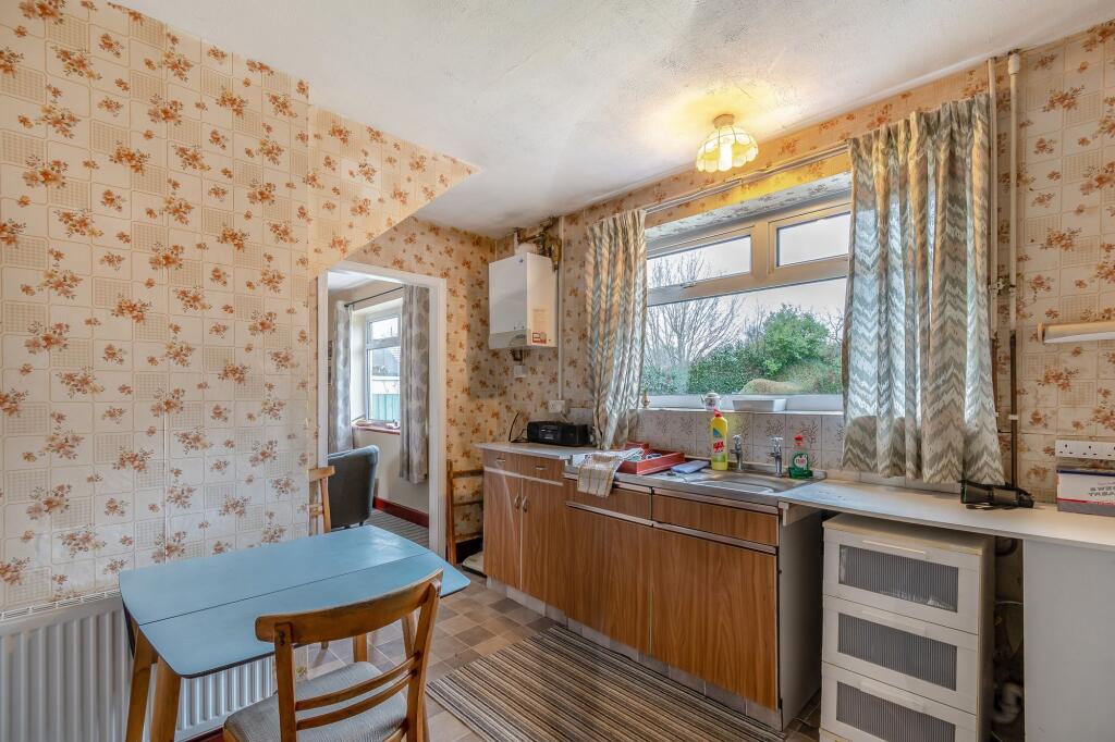 Kitchen/ Breakfast room