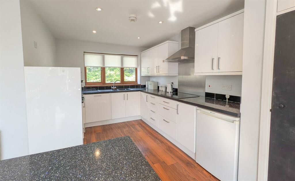 Kitchen-1.jpg