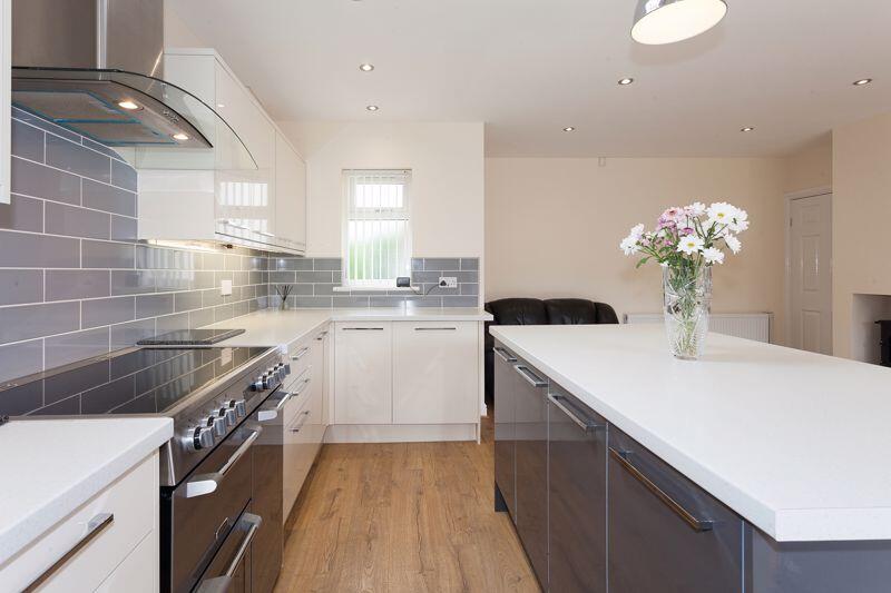 OPEN PLAN LIVING DINING KITCHEN