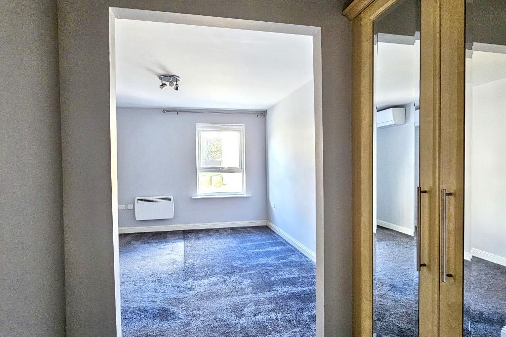 Bedroom &amp; Dressing Area (Portal Size).jpg