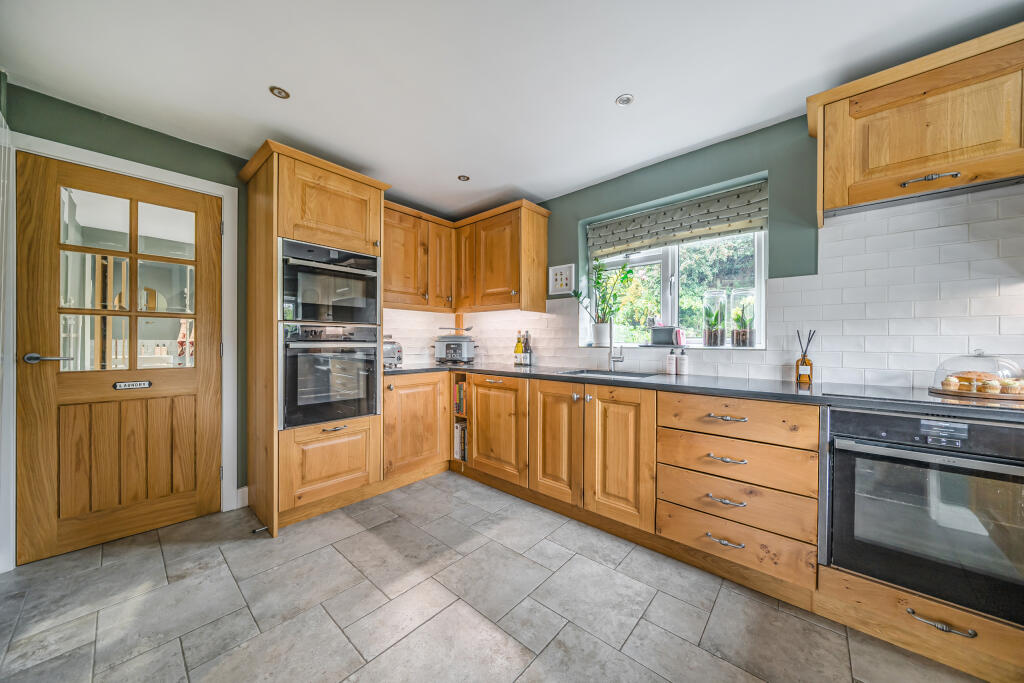 1341978-2-68a8db37f0d4a