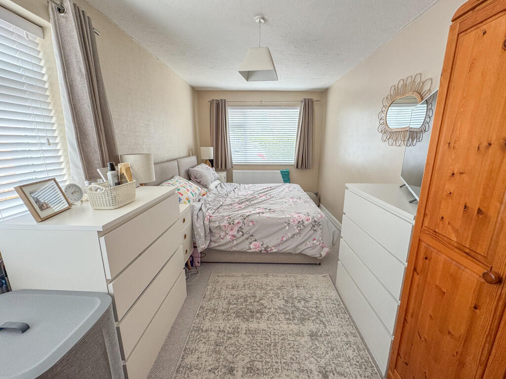 gf bed 4