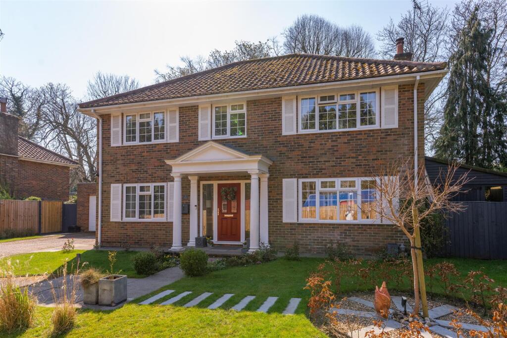 Bakerswood Close