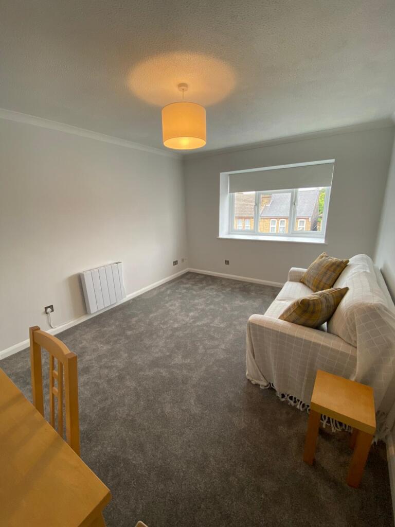 Edgell Road, Staines-upon-thames, Middlesex, TW18
