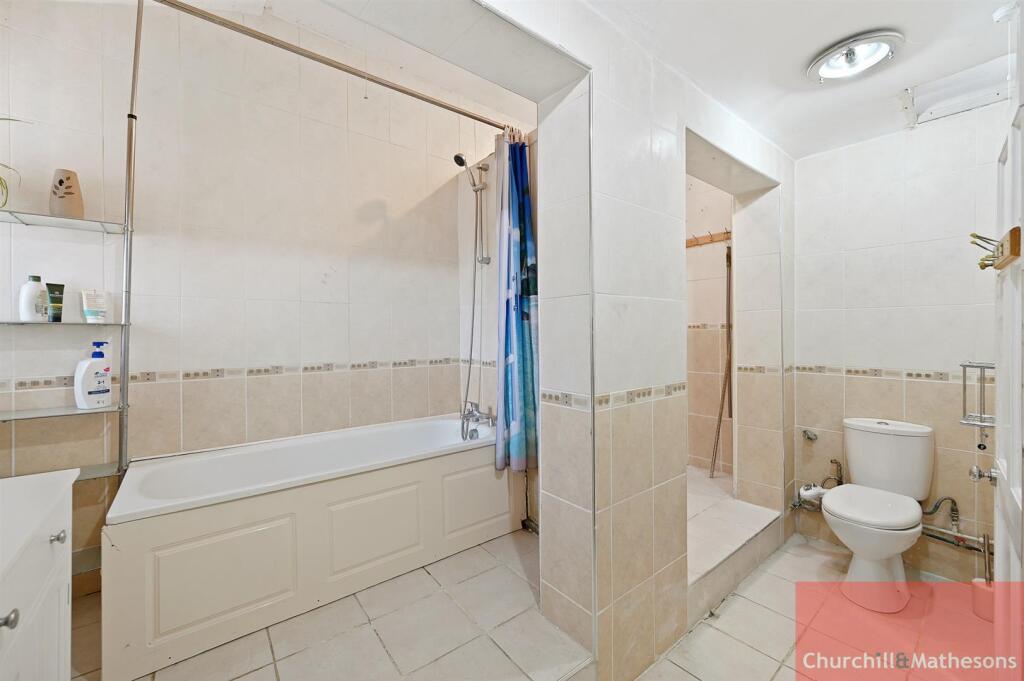 4-Bed House