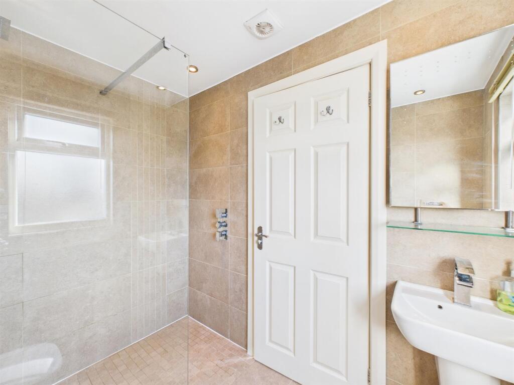 En-Suite Shower Room