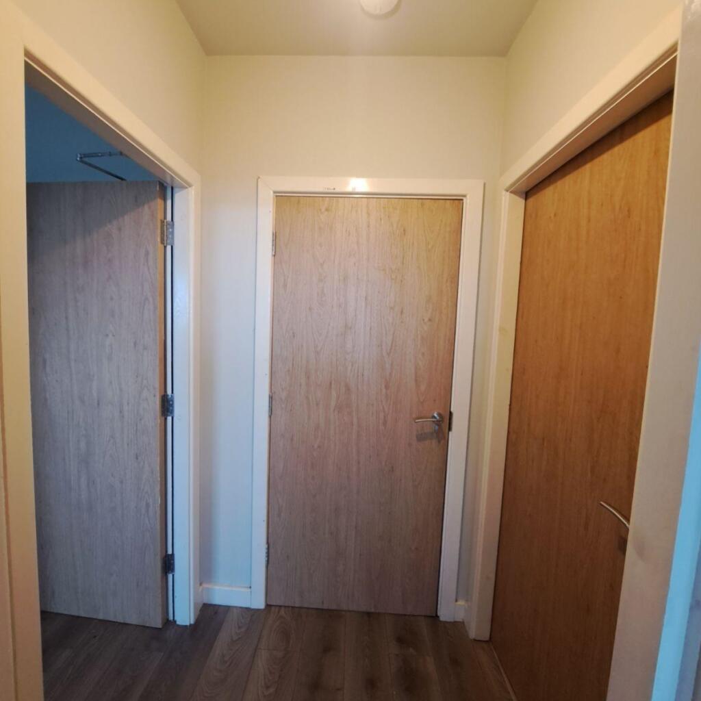 02-Hallway-0001