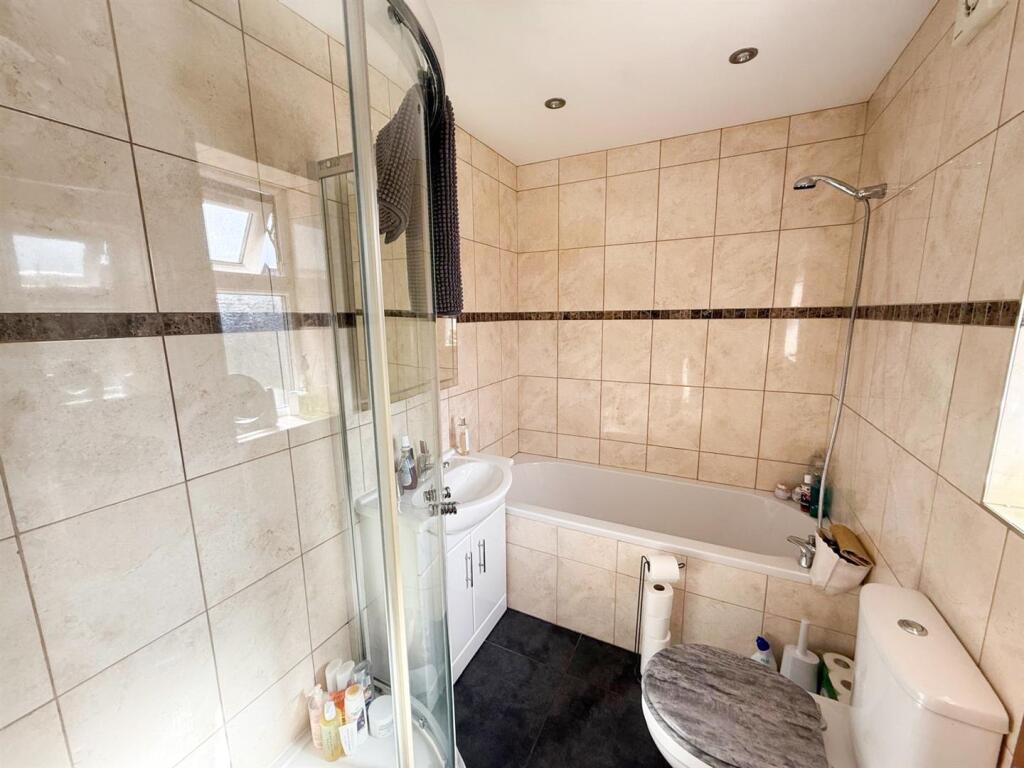two bedroom semi detached Silsden - 6