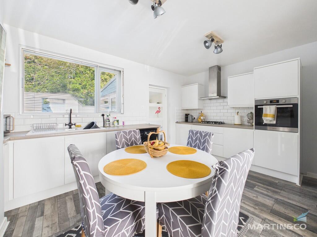 CAM03111G0-PR0381...