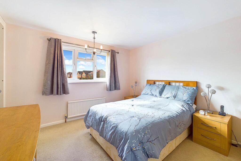 3 Paddock Close - Bedroom1