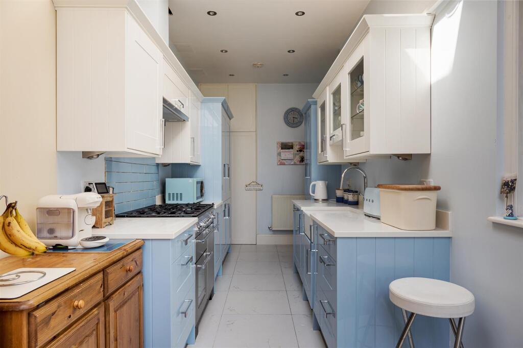 Harpenden Road E12