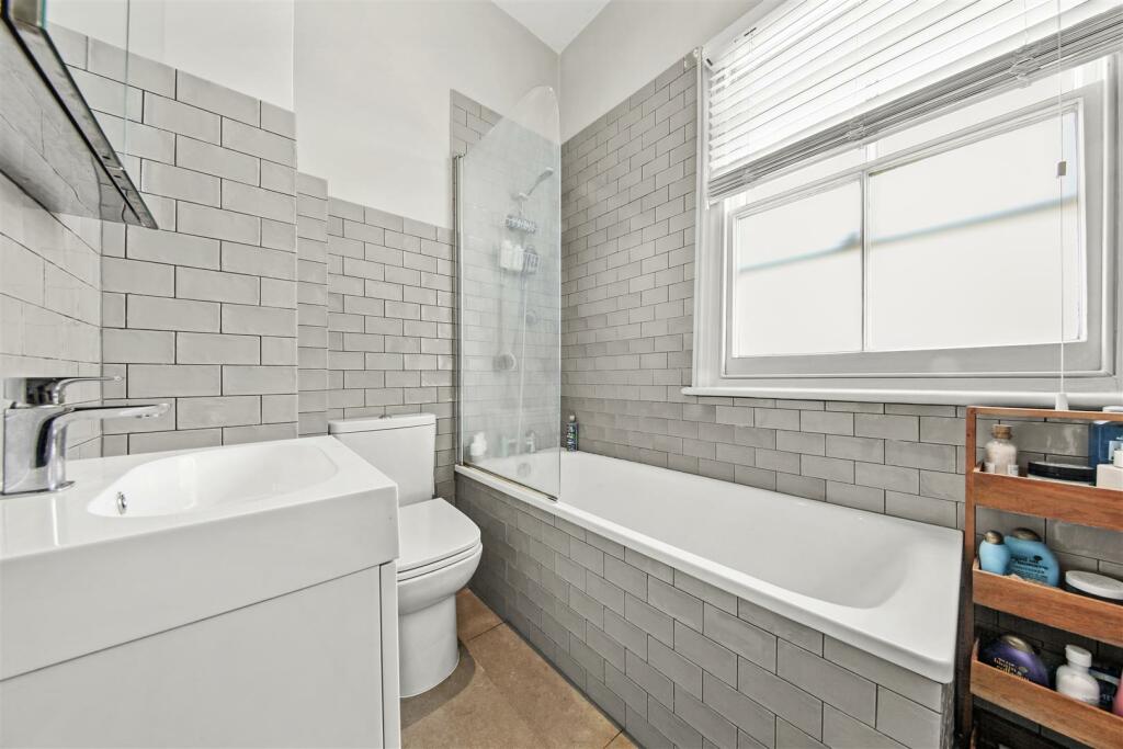 TOP FLOOR FLAT 39 Fitzroy Road   - HH6IpopXXBQFwms