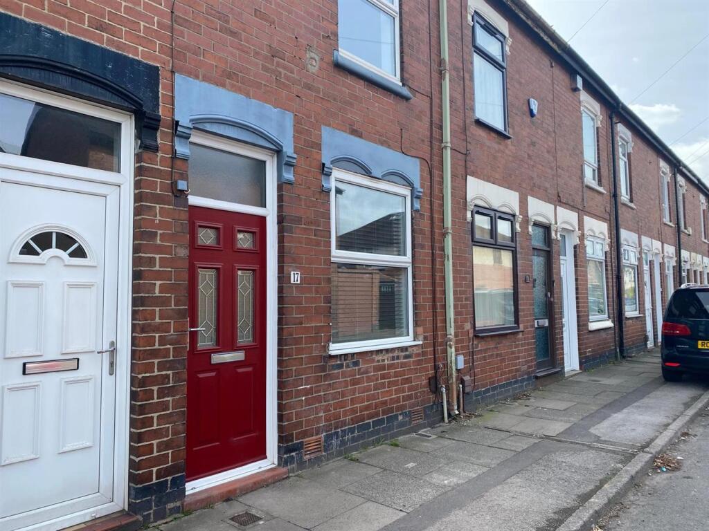 Albany Road, Hartshill, ST4 6AZ