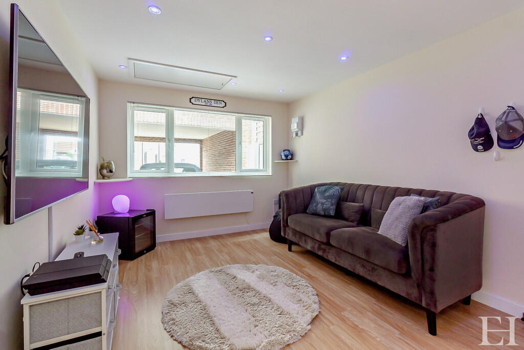 8659646-interiorW...