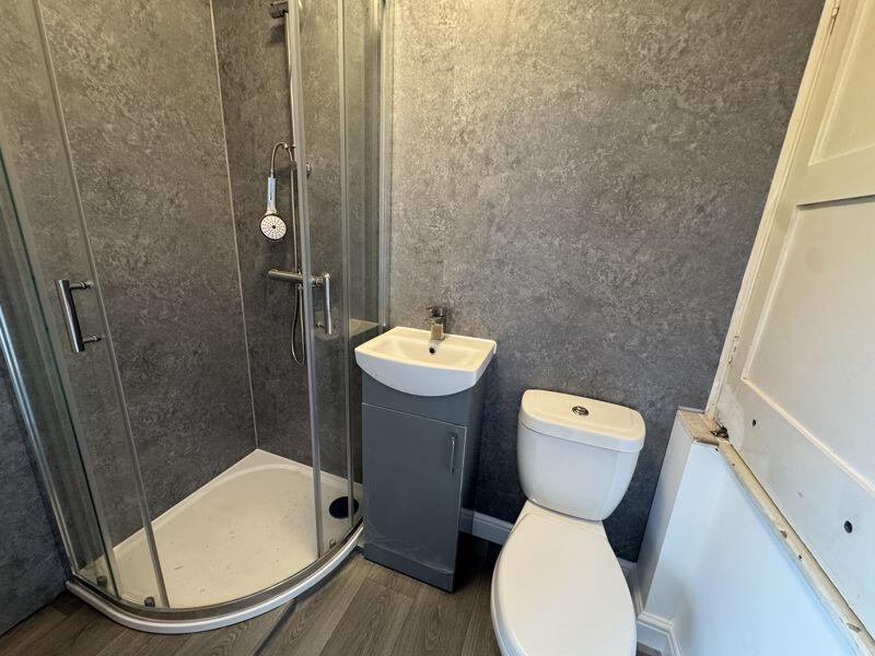 En suite bed 1