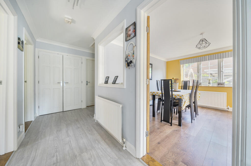 1318458-16-686414...