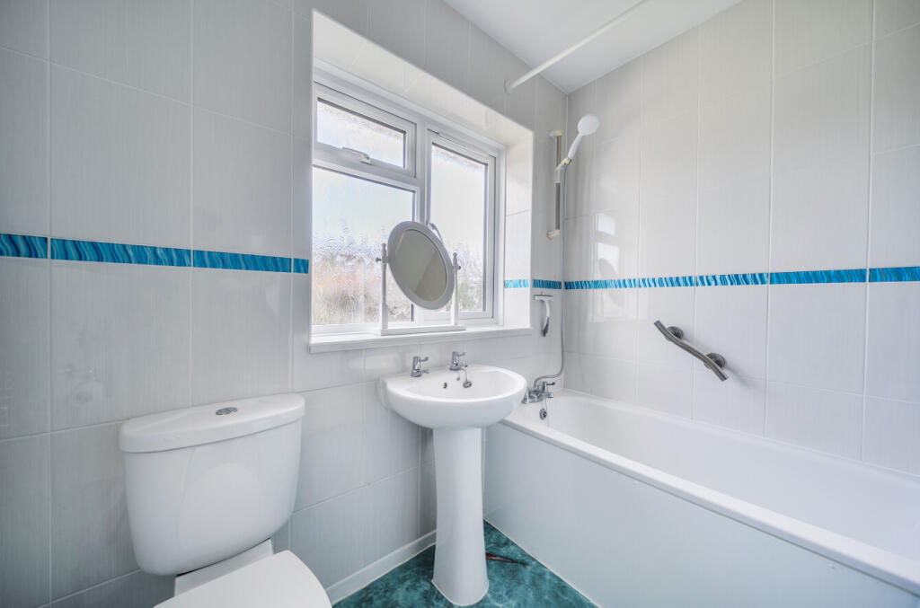 1349504-13-68d5b8...