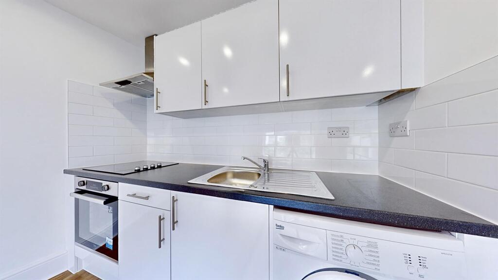flat 3, 140 Bethnal Green Road - FZAAMxZK3FDYZQ5Y7
