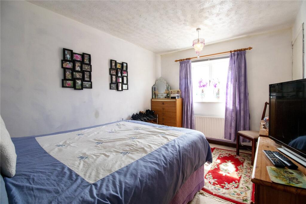 Master Bedroom 1