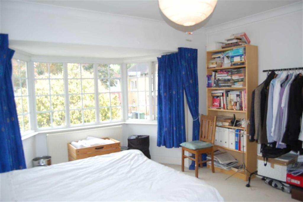 kinch grove bedro...