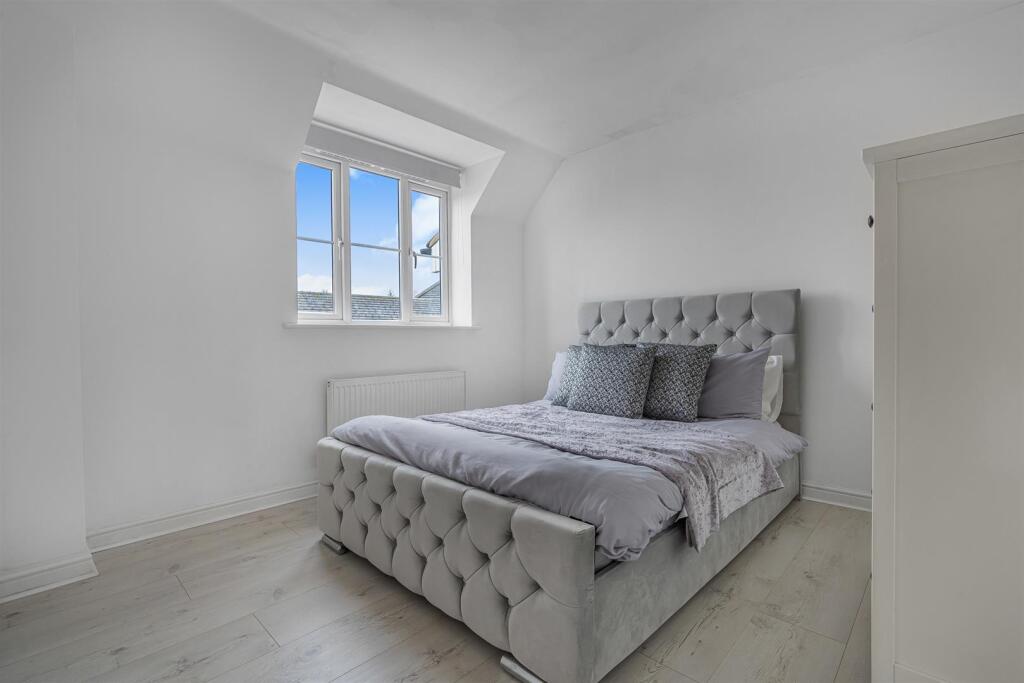 23 Peppercorn Way-2.jpg