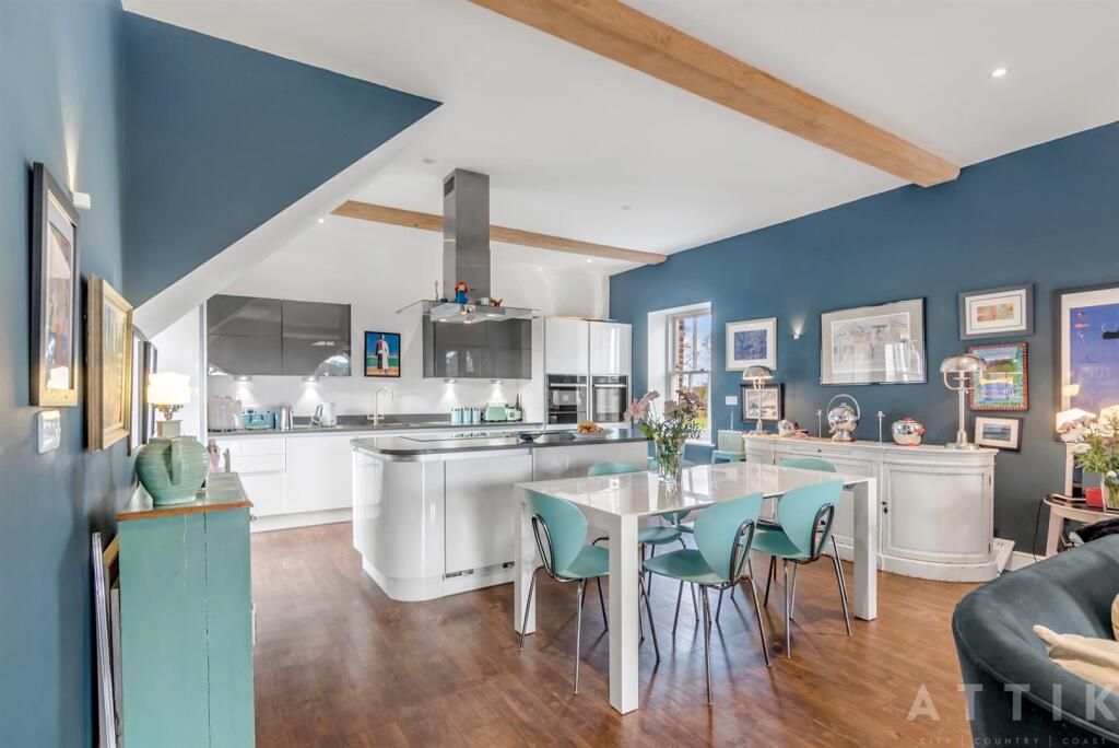 52 the Chapel Blyth View IP19 9LB (29).jpg