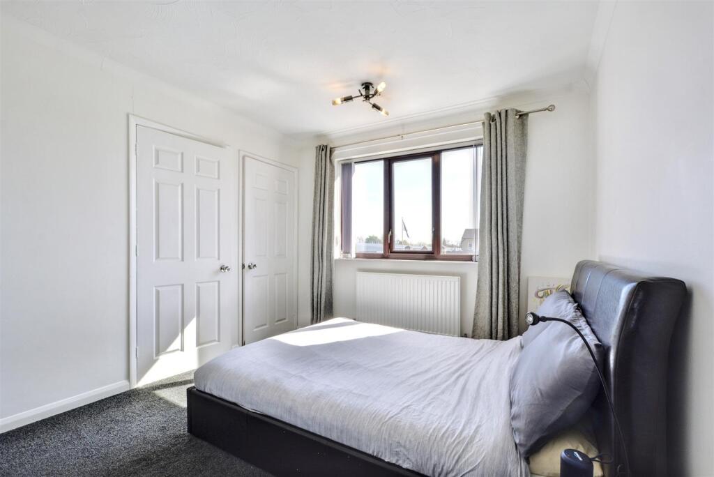 Bedroom 1_3.jpeg